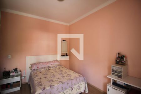 Casa à venda com 300m², 4 quartos e 4 vagasQuarto 2 - Suíte