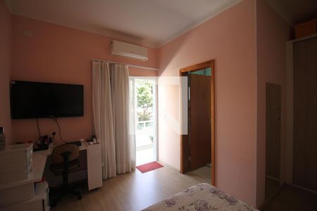 Casa à venda com 300m², 4 quartos e 4 vagasQuarto 2 - Suíte