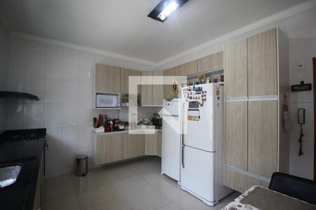 Casa à venda com 300m², 4 quartos e 4 vagasCozinha