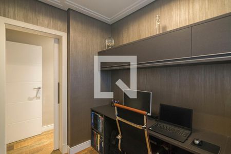 Apartamento à venda com 205m², 3 quartos e 4 vagasEscritório