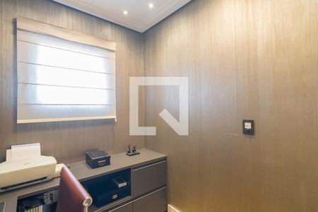 Apartamento à venda com 205m², 3 quartos e 4 vagasEscritório