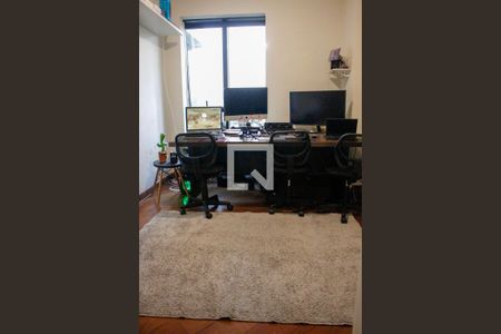 Apartamento à venda com 428m², 4 quartos e 5 vagasEscritório 1