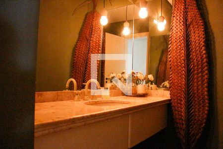 Apartamento à venda com 428m², 4 quartos e 5 vagasLavabo 2