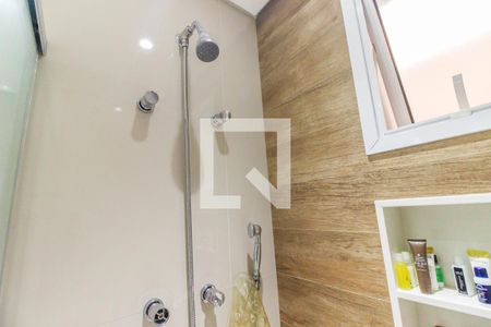 Apartamento à venda com 129m², 3 quartos e 2 vagas Apartamento à venda com 129m², 3 quartos e 2 vagasBanheiro Social