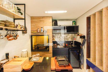 Apartamento à venda com 129m², 3 quartos e 2 vagas Apartamento à venda com 129m², 3 quartos e 2 vagasÁrea comum - Churrasqueira