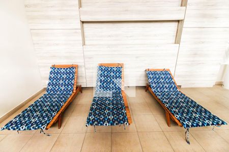 Apartamento à venda com 129m², 3 quartos e 2 vagas Apartamento à venda com 129m², 3 quartos e 2 vagasÁrea comum - Piscina