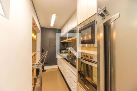 Apartamento à venda com 129m², 3 quartos e 2 vagas Apartamento à venda com 129m², 3 quartos e 2 vagasCozinha