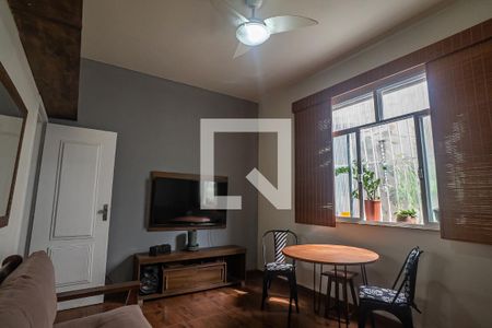 Sala de apartamento à venda com 2 quartos, 74m² em Botafogo, Rio de Janeiro