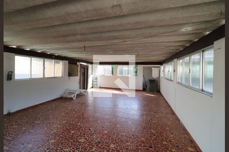 Casa à venda com 190m², 4 quartos e 6 vagasTerraço