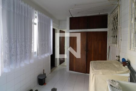 Casa à venda com 190m², 4 quartos e 6 vagasÁrea de Serviço