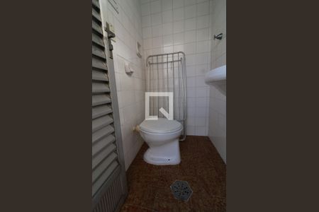 Casa à venda com 190m², 4 quartos e 6 vagasBanheiro Externo