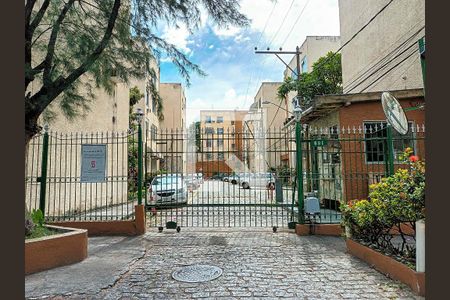 Apartamento à venda com 80m², 2 quartos e 1 vaga Apartamento à venda com 80m², 2 quartos e 1 vagaEntrada
