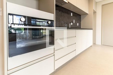 Cozinha de apartamento para alugar com 2 quartos, 70m² em Vila Nova Conceição, São Paulo