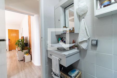 Apartamento à venda com 68m², 3 quartos e 1 vaga Apartamento à venda com 68m², 3 quartos e 1 vagaBanheiro Social