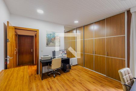 Casa à venda com 400m², 5 quartos e 4 vagasQuarto 4