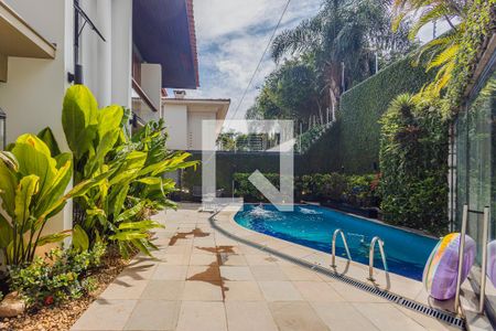 Casa à venda com 400m², 5 quartos e 4 vagasPiscina