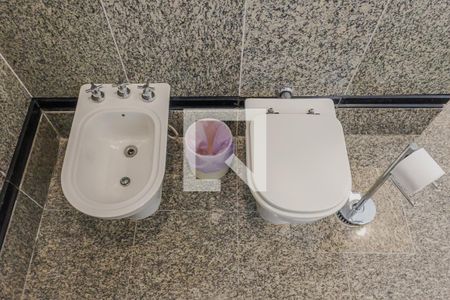 Casa à venda com 400m², 5 quartos e 4 vagasBanheiro da Suíte