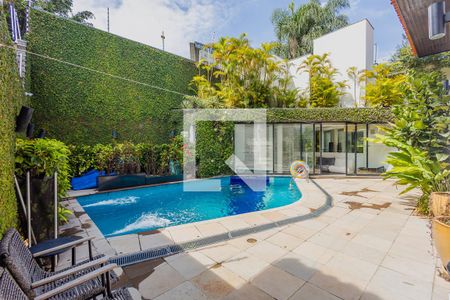 Casa à venda com 400m², 5 quartos e 4 vagasPiscina