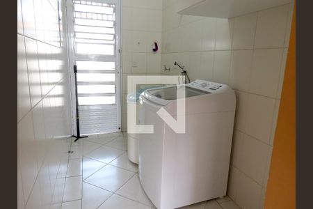 Casa à venda com 108m², 3 quartos e 4 vagasLavanderia