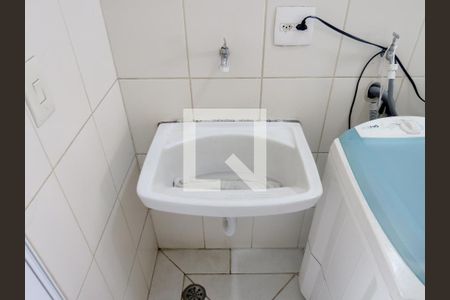 Casa à venda com 108m², 3 quartos e 4 vagasLavanderia - Tanque