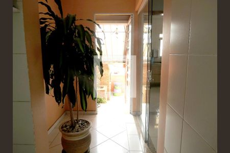 Casa à venda com 108m², 3 quartos e 4 vagasLavanderia