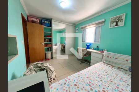 Casa à venda com 108m², 3 quartos e 4 vagas Casa à venda com 108m², 3 quartos e 4 vagasQuarto 2