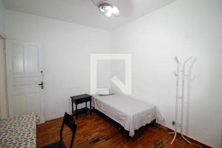 Quarto de casa à venda com 3 quartos, 430m² em Santa Tereza, Belo Horizonte