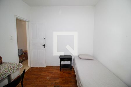 Quarto de casa à venda com 3 quartos, 430m² em Santa Tereza, Belo Horizonte