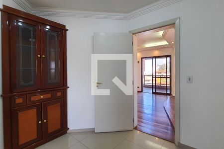 Apartamento à venda com 190m², 4 quartos e 4 vagas Apartamento à venda com 190m², 4 quartos e 4 vagasCopa