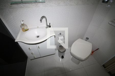 Casa à venda com 126m², 2 quartos e 2 vagasBanheiro