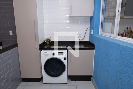 Casa à venda com 150m², 3 quartos e 2 vagasÁrea de Serviço