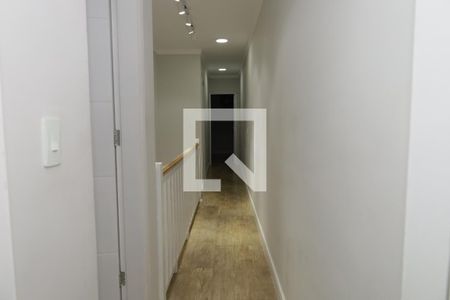 Casa à venda com 150m², 3 quartos e 2 vagascorredor
