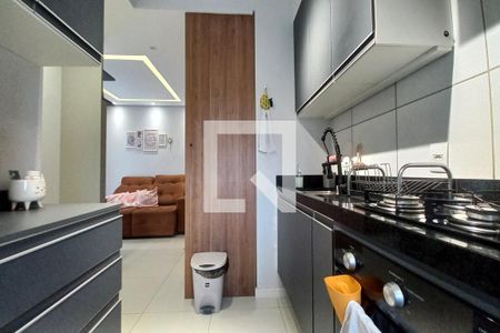 Apartamento à venda com 48m², 2 quartos e 1 vaga Apartamento à venda com 48m², 2 quartos e 1 vagaCozinha
