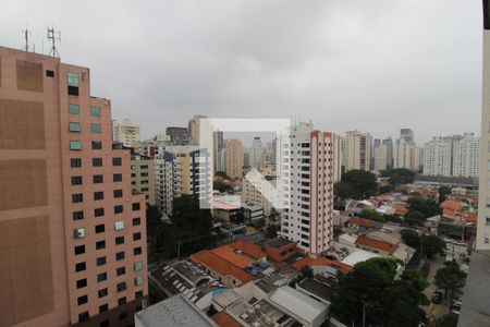 Vista da Sala de apartamento à venda com 2 quartos, 139m² em Vila Nova Conceição, São Paulo