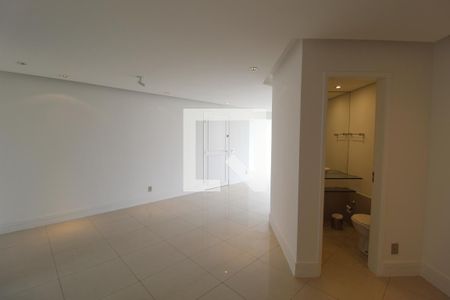 Sala de apartamento à venda com 2 quartos, 139m² em Vila Nova Conceição, São Paulo
