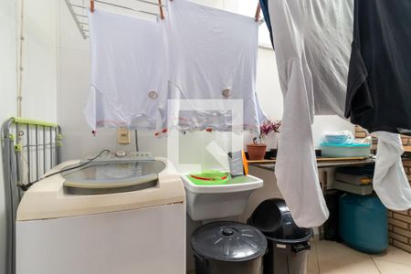 Casa à venda com 110m², 3 quartos e 2 vagasÁrea de Serviço