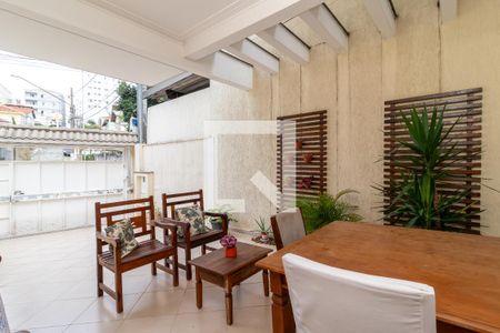 Casa à venda com 110m², 3 quartos e 2 vagasGaragem