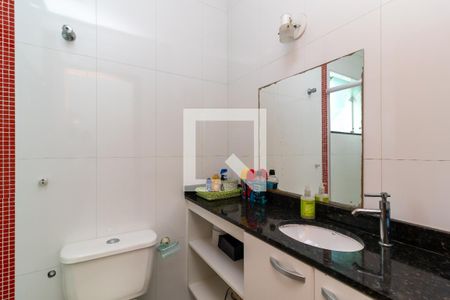 Casa à venda com 110m², 3 quartos e 2 vagasBanheiro 2