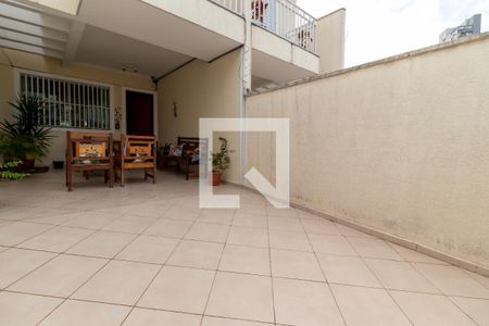 Casa à venda com 110m², 3 quartos e 2 vagasGaragem
