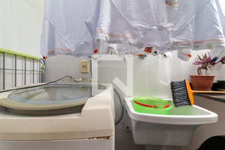 Casa à venda com 110m², 3 quartos e 2 vagasÁrea de Serviço