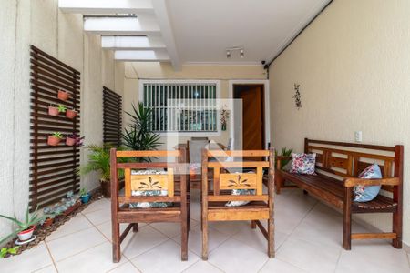 Casa à venda com 110m², 3 quartos e 2 vagasGaragem