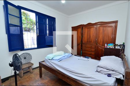 Casa à venda com 360m², 3 quartos e 3 vagasQuarto