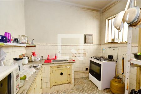 Casa à venda com 360m², 3 quartos e 3 vagasCozinha 