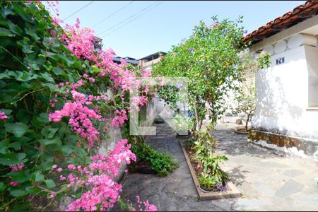 Casa à venda com 360m², 3 quartos e 3 vagasQuintal 