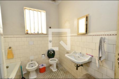 Casa à venda com 360m², 3 quartos e 3 vagasBanheiro
