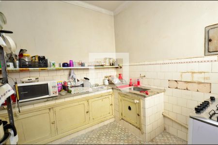 Casa à venda com 360m², 3 quartos e 3 vagasCozinha 