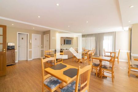 Apartamento para alugar com 95m², 2 quartos e 1 vaga Apartamento para alugar com 95m², 2 quartos e 1 vagaÁrea comum - Salão de festas