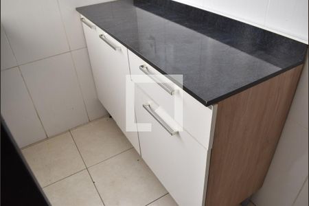 Apartamento para alugar com 49m², 2 quartos e 1 vagaÁrea de Serviço - Armário