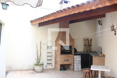 Casa à venda com 200m², 3 quartos e 2 vagasQuintal