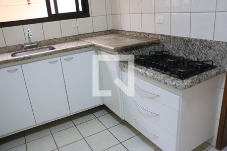 Casa à venda com 200m², 3 quartos e 2 vagasCozinha